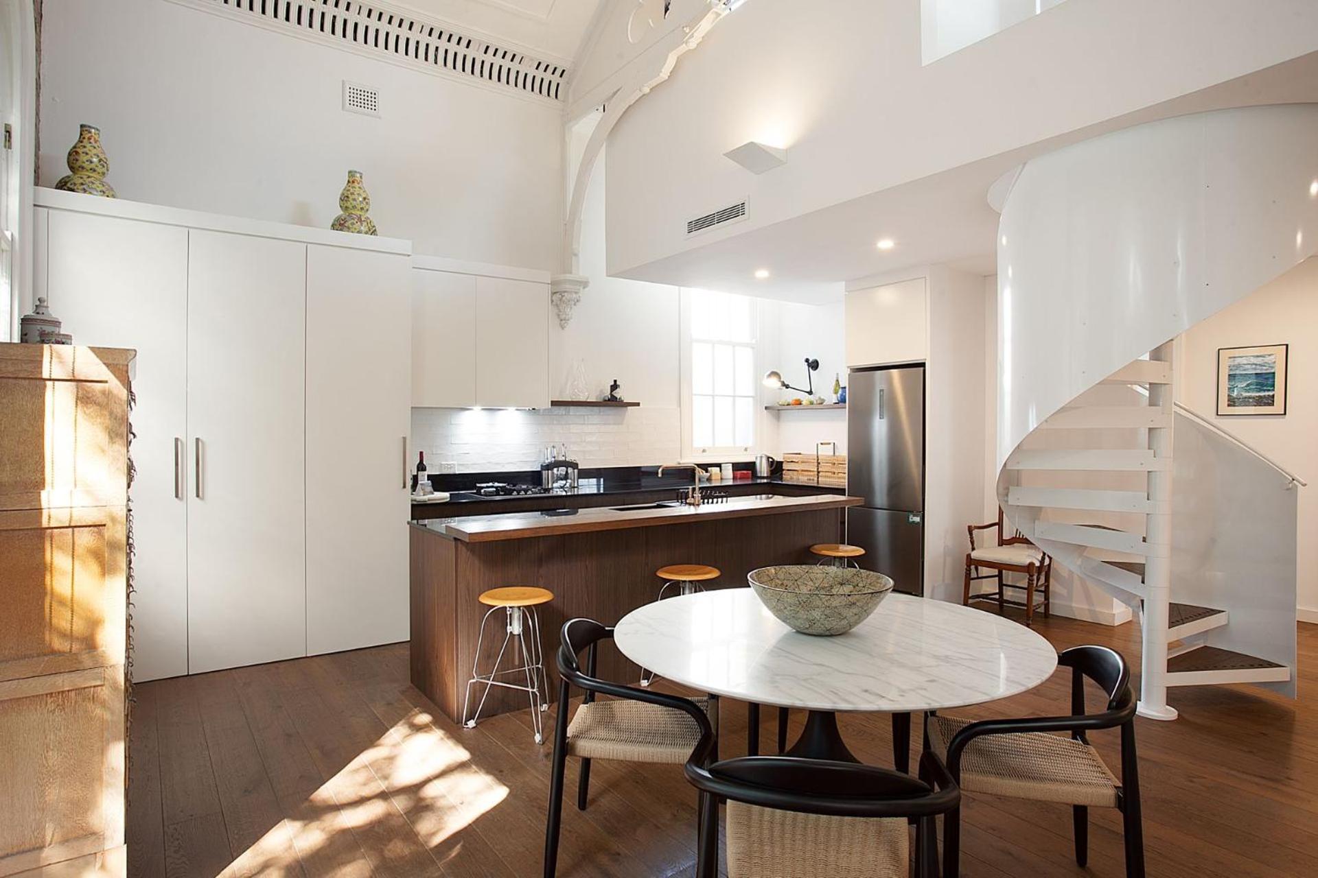 Apartment Mezzanine Magic, Bondi Junction *