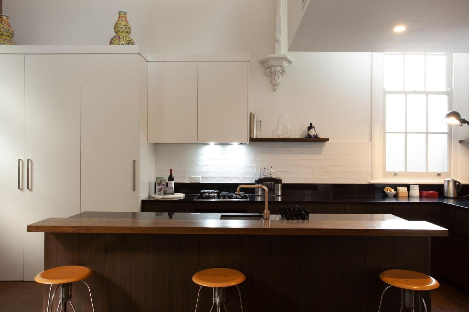 Mezzanine Magic, Bondi Junction *