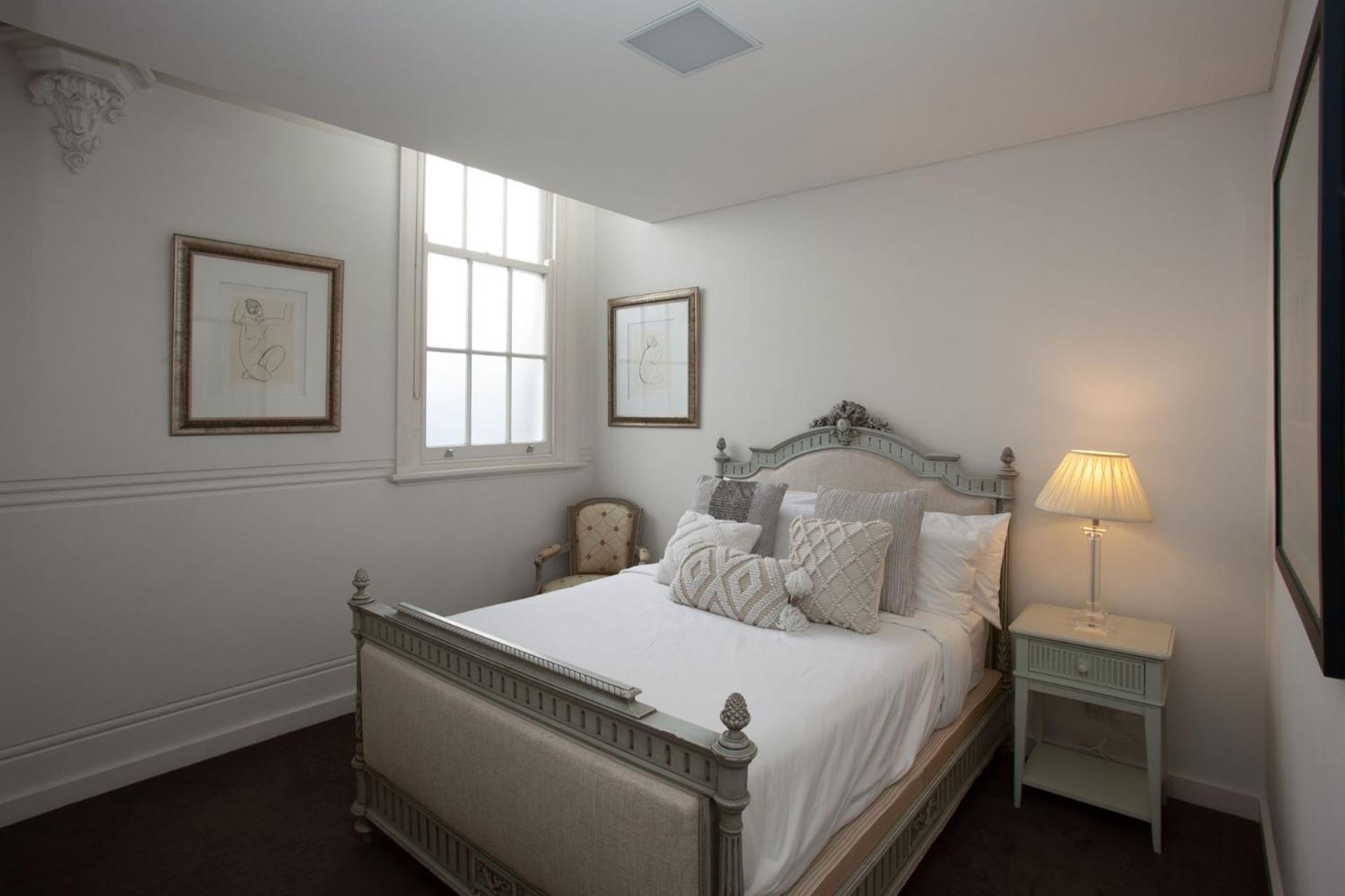 Mezzanine Magic, Bondi Junction * Sydney