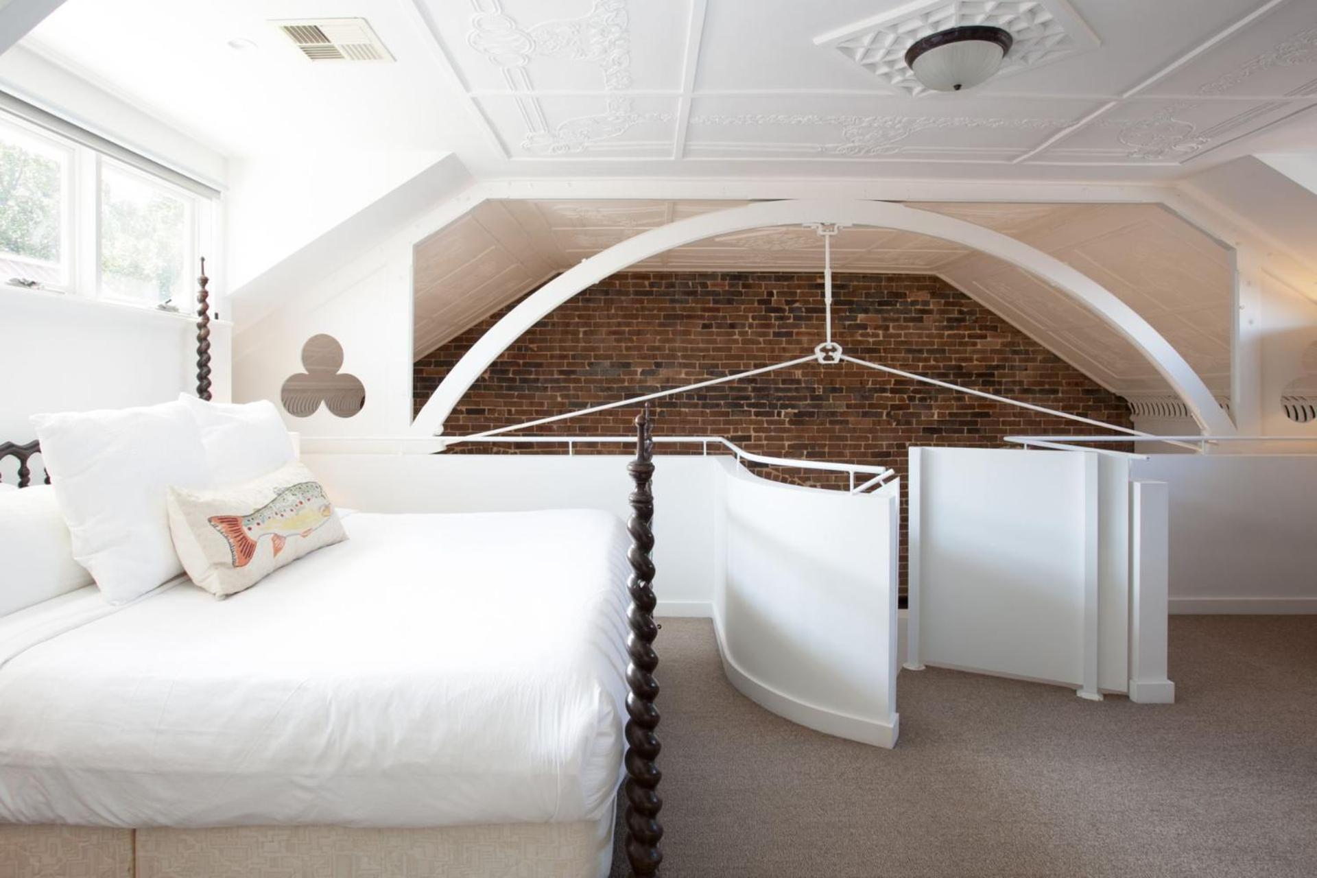 Apartment Mezzanine Magic, Bondi Junction *